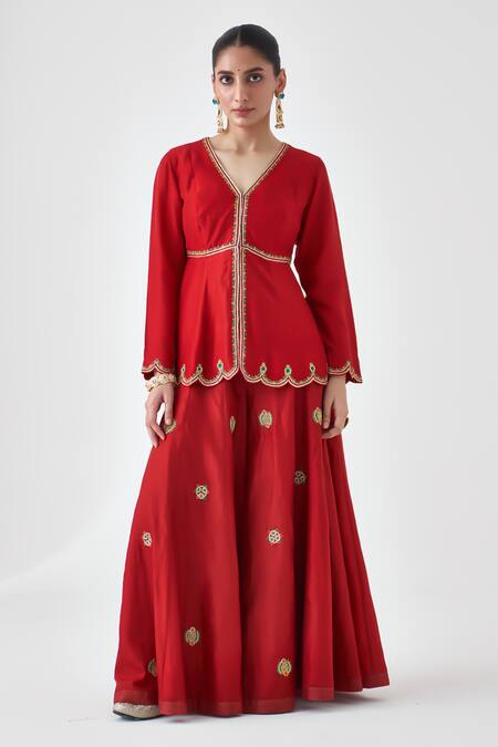 Buy_Janki India_Maroon Silk, Organza, Dupion Embroidery V-neck Peplum Kurta Set 