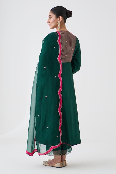 Shop Janki India Green Silk, Organza Embroidery V-neck Dark Angrakha Kurta Set at Aza Fashions Shop_Janki India_Green Silk, Organza Embroidery V-neck Dark Angrakha Kurta Set _at_Aza_Fashions