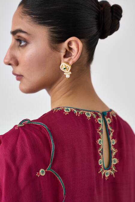 Buy Janki India Wine Silk, Organza Embroidery Round Neck Dupion Kurta Set Buy_Janki India_Wine Silk, Organza Embroidery Round Neck Dupion Kurta Set