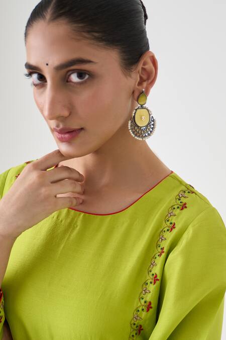 Shop_Janki India_Lavender Silk, Organza Embroidery Round Neck Lime Green Kurta Set 