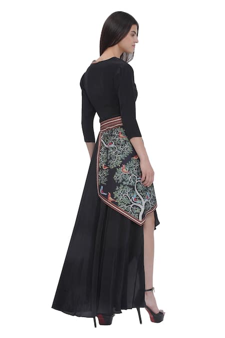 Shop_Limerick By Abirr N' Nanki_Black Crepe Embroidery V-neck Jacket Dress With Belt _at_Aza_Fashions