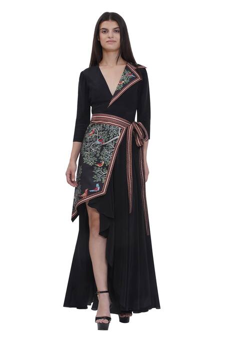 Buy_Limerick By Abirr N' Nanki_Black Crepe Embroidery V-neck Jacket Dress With Belt _Online_at_Aza_Fashions