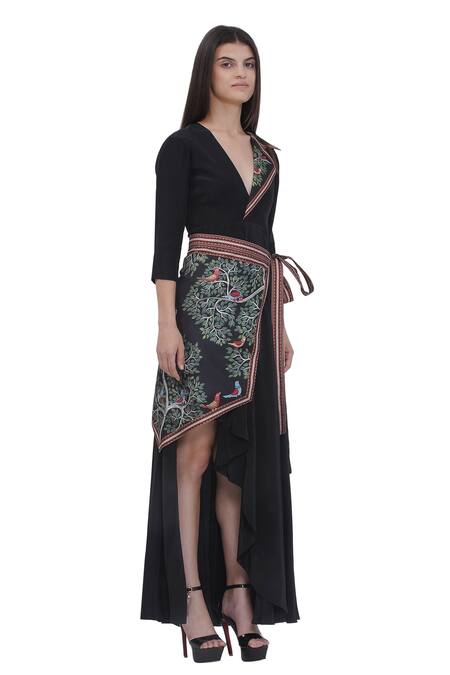Shop_Limerick By Abirr N' Nanki_Black Crepe Embroidery V-neck Jacket Dress With Belt _Online_at_Aza_Fashions