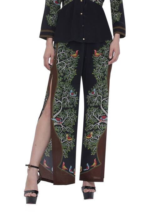 Limerick By Abirr N' Nanki Black Crepe Embroidery Fitted Pant Online at Aza Fashions Limerick By Abirr N' Nanki_Black Crepe Embroidery Fitted Pant _Online_at_Aza_Fashions