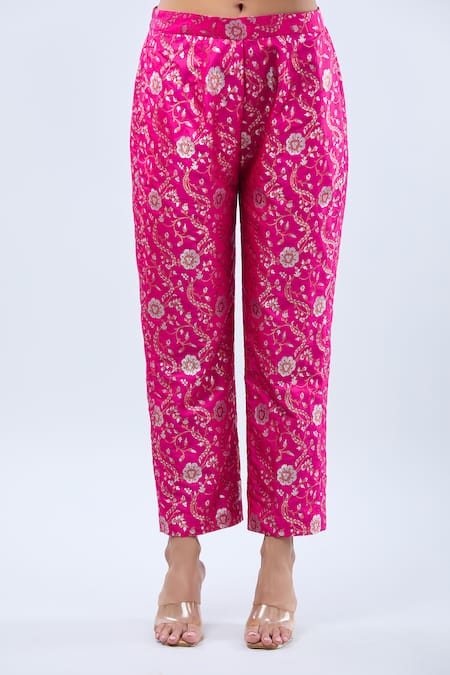 Buy_Samyukta Singhania_Pink Brocade Embroidery Split V-neck Straight Kurta Set 