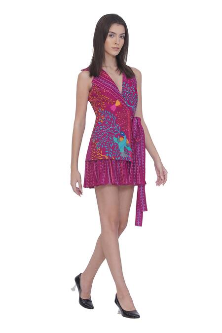 Buy Limerick By Abirr N' Nanki Pink Crepe V-neck Printed Jumpsuit Online at Aza Fashions Buy_Limerick By Abirr N' Nanki_Pink Crepe V-neck Printed Jumpsuit _Online_at_Aza_Fashions