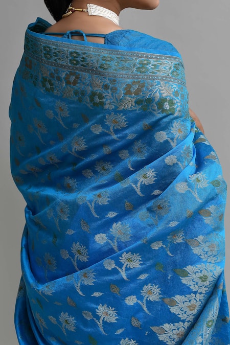 Buy_Samyukta Singhania_Sky Blue Silk Embroidery Banarasi Saree Set _Online_at_Aza_Fashions