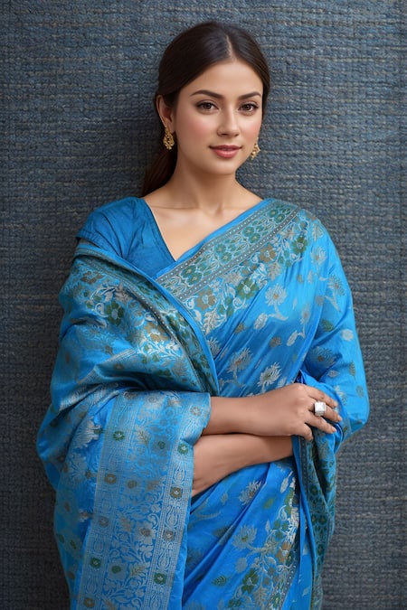 Samyukta Singhania_Sky Blue Silk Embroidery Banarasi Saree Set _at_Aza_Fashions