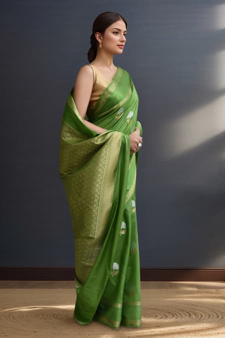 Samyukta Singhania_Green Silk Banarasi Saree With Blouse _Online_at_Aza_Fashions