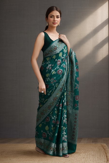 Samyukta Singhania Green Silk Weaving Banarasi Saree Set Online at Aza Fashions Samyukta Singhania_Green Silk Weaving Banarasi Saree Set _Online_at_Aza_Fashions