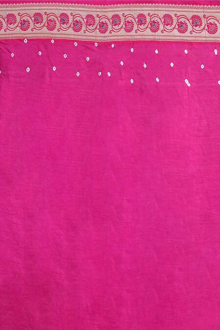 Samyukta Singhania_Cream Silk Bandhej Weaving Saree With Blouse _Online_at_Aza_Fashions