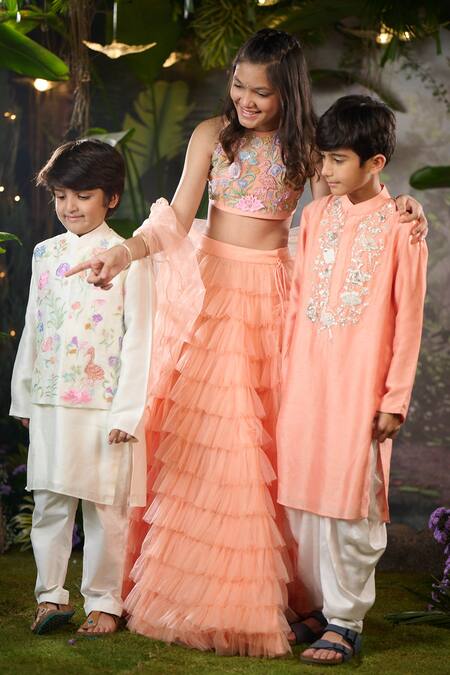 Buy Panchhi By Kanupriya Tibrewala Off White Silk, Cotton Satin Embroidery Floral Bundi Set Online at Aza Fashions Buy_Panchhi By Kanupriya Tibrewala_Off White Silk, Cotton Satin Embroidery Floral Bundi Set_Online_at_Aza_Fashions