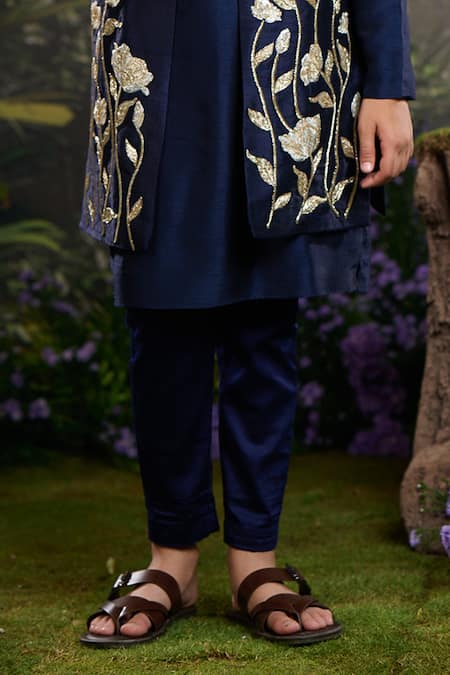 Panchhi By Kanupriya Tibrewala_Navy Silk, Cotton Satin Embroidery Blue Designer Sherwani Set_Online_at_Aza_Fashions