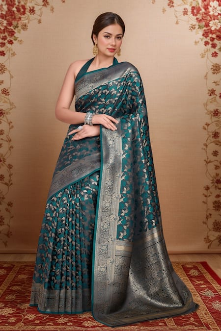 Shop Naintara Bajaj Blue Brocade, Silk Zari Halter Neck Woven Banarasi Saree And Blouse Set Shop_Naintara Bajaj_Blue Brocade, Silk Zari Halter Neck Woven Banarasi Saree And Blouse Set