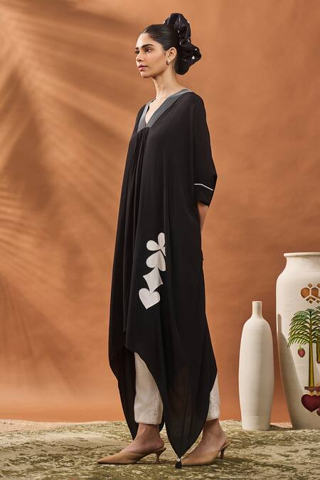 Masaba_Black Crepe, Silk V-neck Tunic Set _Online_at_Aza_Fashions