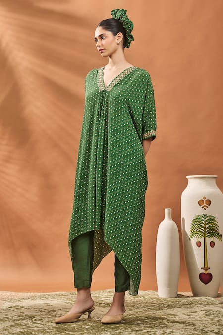 Buy_Masaba_Green Crepe, Silk V-neck Printed Tunic And Pant Set _Online_at_Aza_Fashions