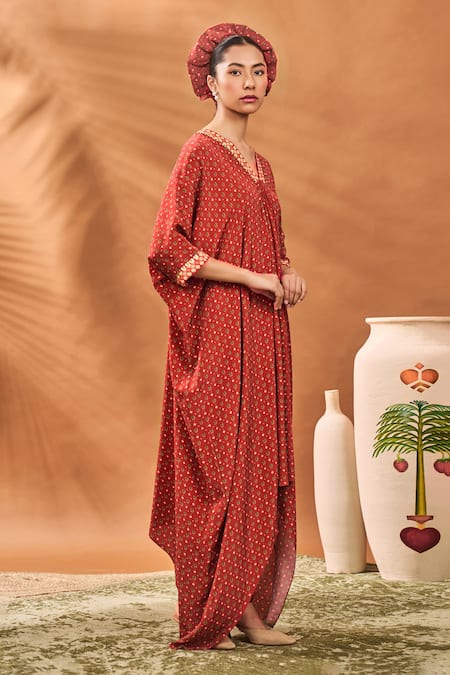 Shop_Masaba_Red Crepe, Silk Split V-neck Tree Of Hearts Kaftan And Pant Set _Online_at_Aza_Fashions