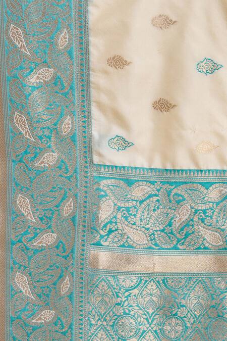 Shop_Samyukta Singhania_Cream Brocade, Silk Zari V-neck Banarasi Saree Set 