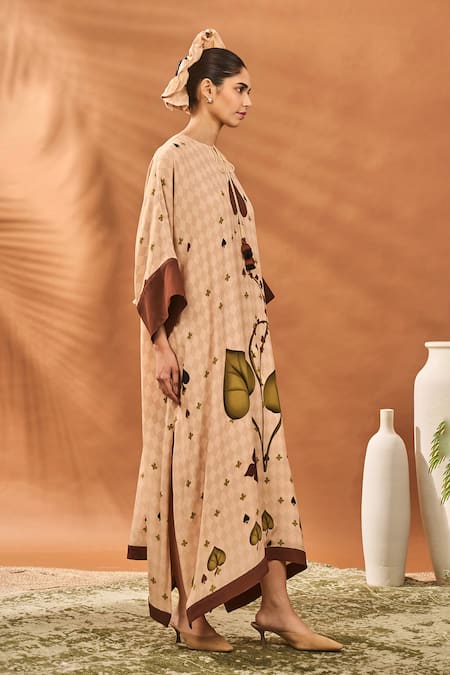 Buy_Masaba_Beige Crepe Round Neck Clover Checks Kaftan _Online_at_Aza_Fashions