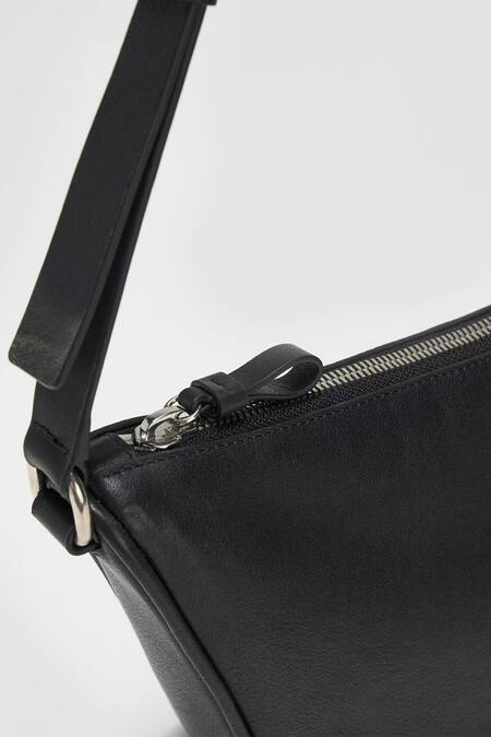 Shop Perona Black Vintage Lamb Leather Handbag Online at Aza Fashions Shop_Perona_Black Vintage Lamb Leather Handbag _Online_at_Aza_Fashions
