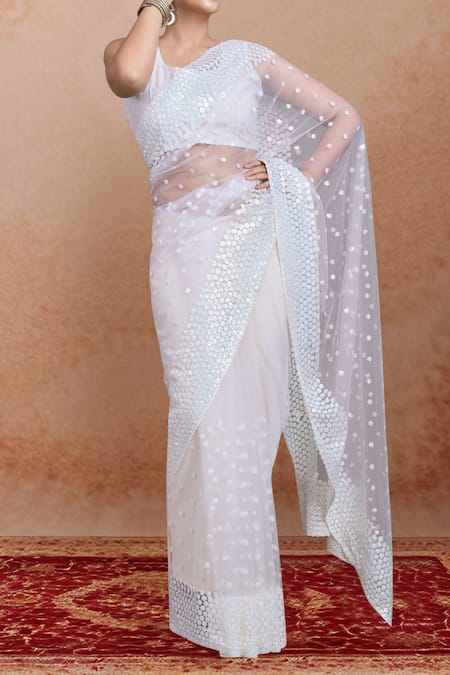 Samyukta Singhania_Cream Net Sequins Round Neck Work Saree Set _at_Aza_Fashions