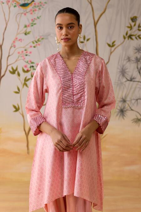 Shikha Mehta_Pink Silk, Satin Embroidery Split V-neck Kurta Set _at_Aza_Fashions