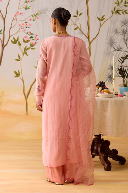 Shop_Shikha Mehta_Pink Chanderi, Satin, Silk Organza Embroidery Split V-neck Floral Kurta Set _at_Aza_Fashions