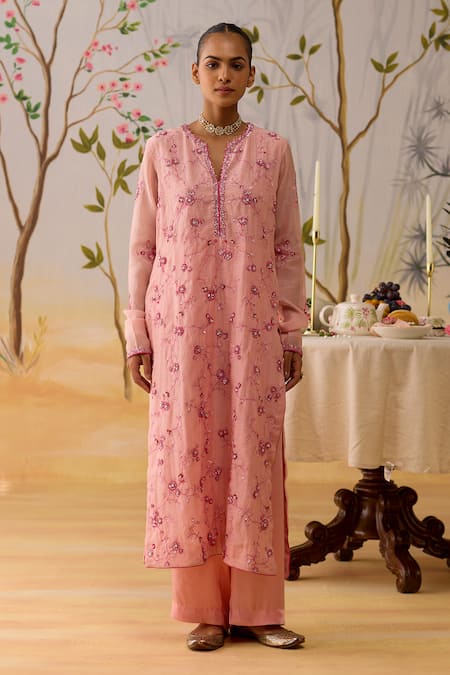 Shikha Mehta_Pink Chanderi, Satin, Silk Organza Embroidery Split V-neck Floral Kurta Set _Online_at_Aza_Fashions