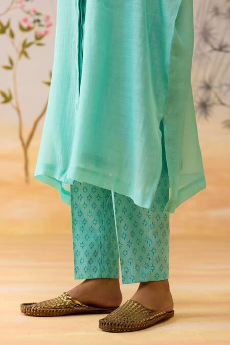 Shikha Mehta_Blue Chanderi, Cotton, Silk Embroidery Collared Straight Kurta Set _Online_at_Aza_Fashions