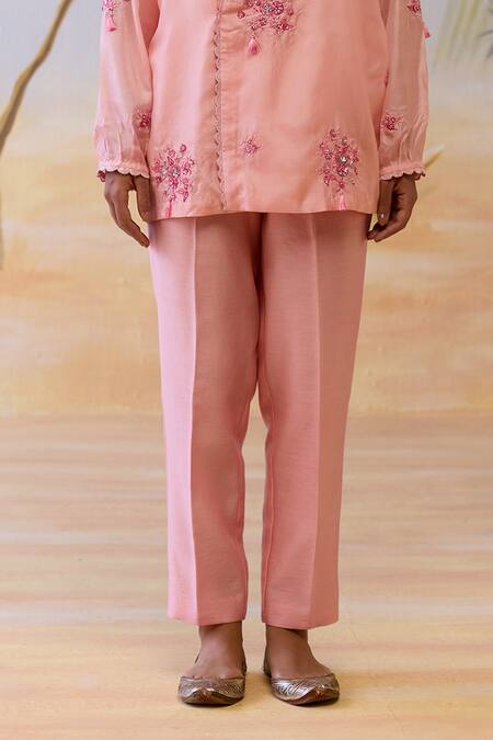 Shikha Mehta_Pink Silk, Chanderi Embroidery V-neck Pant Set _Online_at_Aza_Fashions