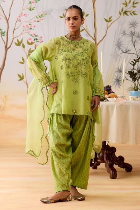 Shikha Mehta_Green Chanderi, Silk Organza Embroidery Round Neck Kurta Set _at_Aza_Fashions