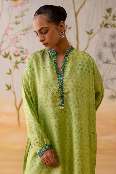 Shikha Mehta_Green Silk, Cotton Beads Split V-neck Designer Straight Kurta Set _at_Aza_Fashions