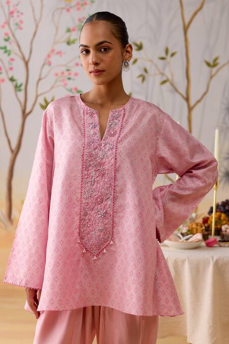 Shikha Mehta_Pink Silk, Satin Sequins, Embroidery Split V-neck Straight Kurta Set _at_Aza_Fashions
