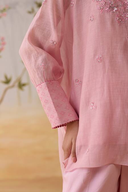 Buy_Shikha Mehta_Pink Chanderi, Silk, Cotton Sequins, Beads Round Neck Embroidered Kurta Set 