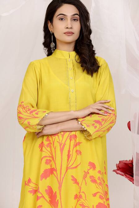 Shop_Radhika Jindal_Yellow Silk, Cotton Embroidery Mandarin Collar Floral Printed Kurta Set_Online_at_Aza_Fashions
