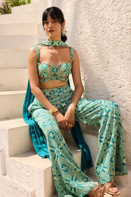 Diyarajvvir Teal Crepe Square Neck Asymmetric Printed Crop Top Pant Set Online at Aza Fashions Diyarajvvir_Teal Crepe Square Neck Asymmetric Printed Crop Top Pant Set _Online_at_Aza_Fashions
