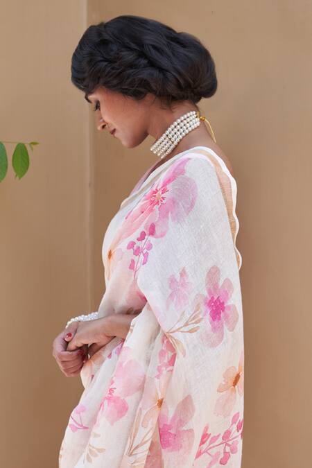 Five Point Five Off White Linen Floral Weaved Saree Set Online at Aza Fashions Five Point Five_Off White Linen Floral Weaved Saree Set _Online_at_Aza_Fashions