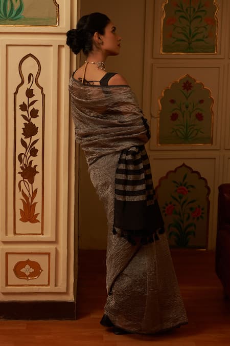 Five Point Five Silver Weaving Crush Tissue Saree 