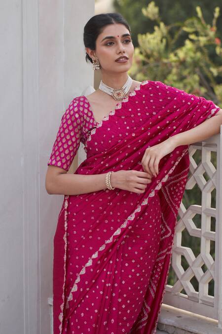 Five Point Five_Magenta Silk Embroidery Hand-dyed Saree With Running Blouse Piece _Online_at_Aza_Fashions