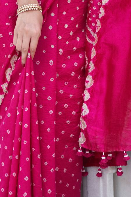 Buy_Five Point Five_Magenta Silk Embroidery Hand-dyed Saree With Running Blouse Piece _Online_at_Aza_Fashions