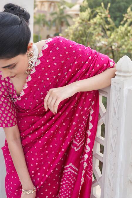 Shop_Five Point Five_Magenta Silk Embroidery Hand-dyed Saree With Running Blouse Piece _Online_at_Aza_Fashions