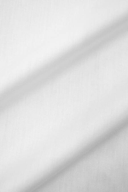 Hespoke White Cotton Animal Printed Casual Shirt at Aza Fashions Hespoke_White Cotton Animal Printed Casual Shirt _at_Aza_Fashions