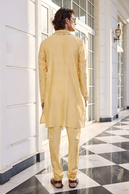Kalista Farmaan Light Yellow Embroidered Kurta Set 