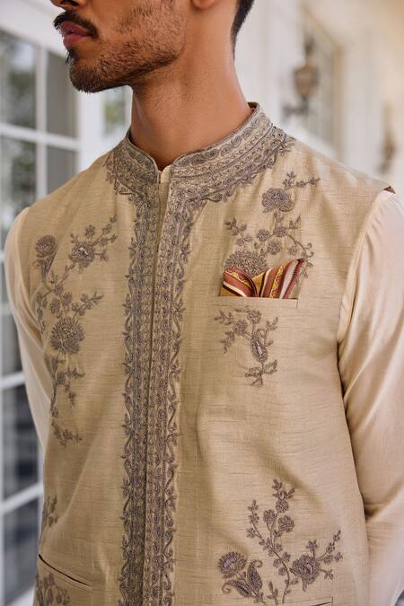 Buy_Kalista_Ivory Chanderi Embroidery Nazeer Nehru Jacket Set 