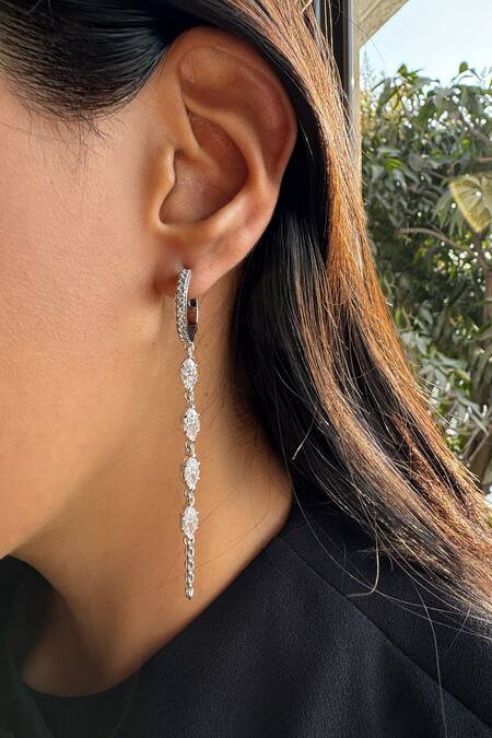 Buy_Prata_White Imitation Diamonds Embellished Loop Chain Hoops _Online_at_Aza_Fashions