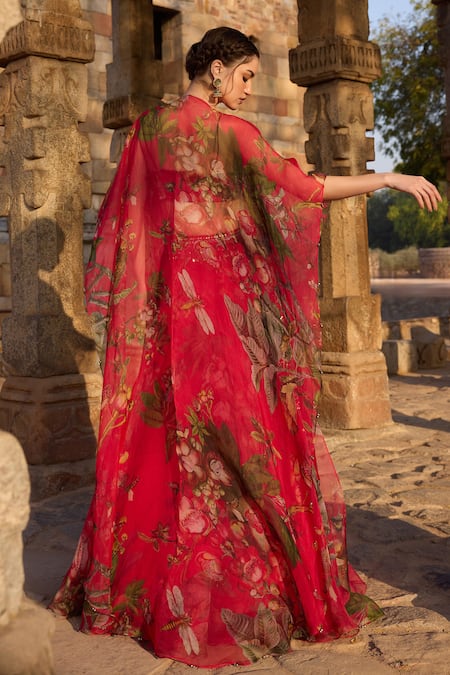 Awigna Fuchsia Organza Sequins, Beads Sweetheart Neck Floral Embroidered Lehenga Set Online at Aza Fashions Awigna_Fuchsia Organza Sequins, Beads Sweetheart Neck Floral Embroidered Lehenga Set _Online_at_Aza_Fashions