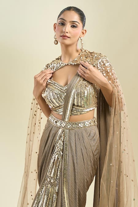 Samyukta Singhania_Green Net Sequins, Beads Sweetheart Neck Border Embroidered Pre-draped Saree Set _Online_at_Aza_Fashions
