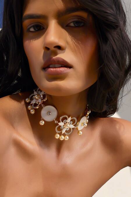 Shop_Bblingg_White Floral Swarovski Choker