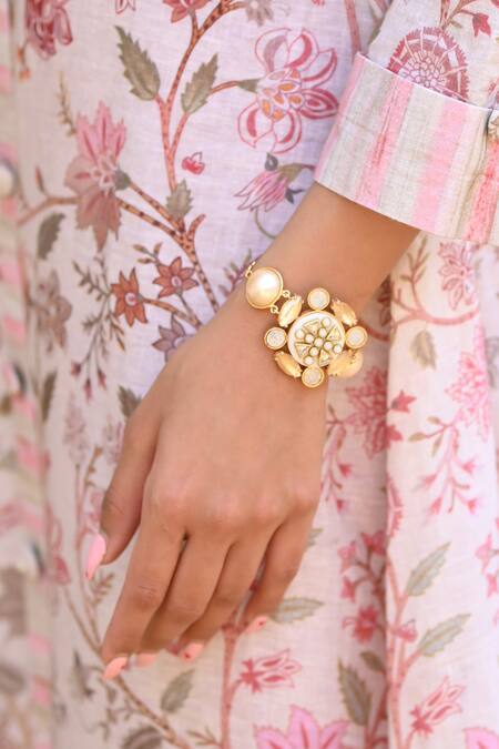 Buy Bblingg Gold Plated Smocking Veda Embellished Bracelet Online at Aza Fashions Buy_Bblingg_Gold Plated Smocking Veda Embellished Bracelet _Online_at_Aza_Fashions