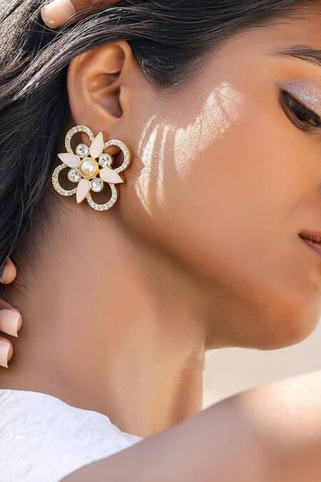 Shop_Bblingg_White Pearls, Smocking Floral Gold Tone Stud Earrings